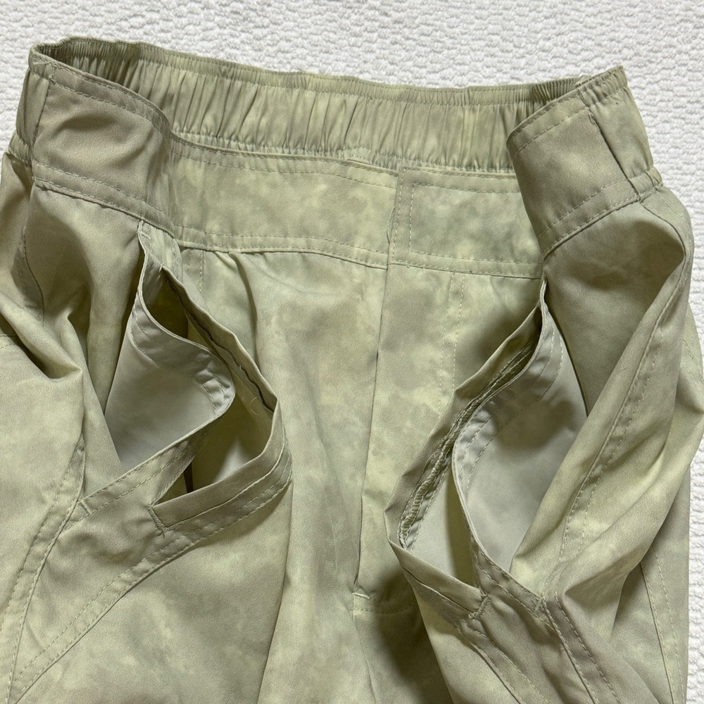 Fabletics Women Large Annie Dried Sage Tie Dye Texture Nylon Cargo Joggers - Picture 10 of 16